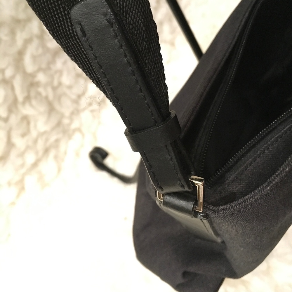 Oroton Charcole Grey Nylon & Leather Purse - Picture 5 of 6